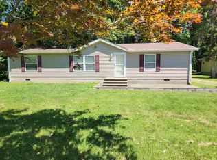 202 E Park Rd, Montgomery, IN 47558