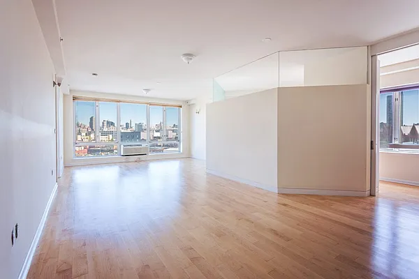 Rented by Modern Spaces | media 8