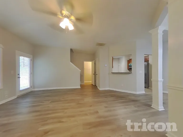 106 Bethany Manor Dr — Photo 2