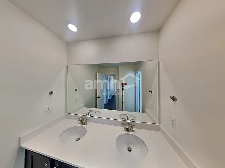 2023 Williamshire Ln — Photo 21