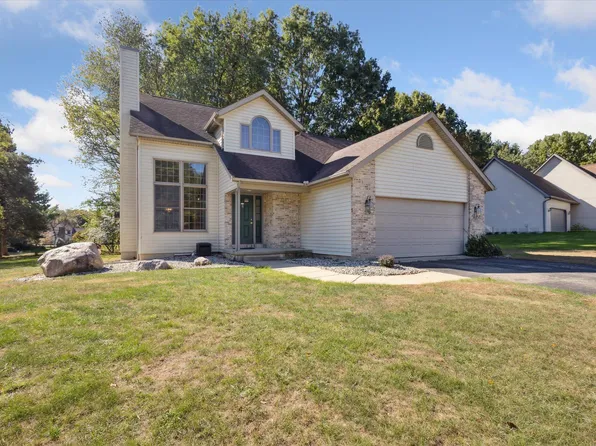 1007 Deerfield St, Marshall, MI 49068