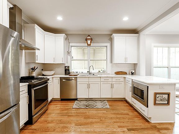 4th image of 403A Acklen Park Dr #A