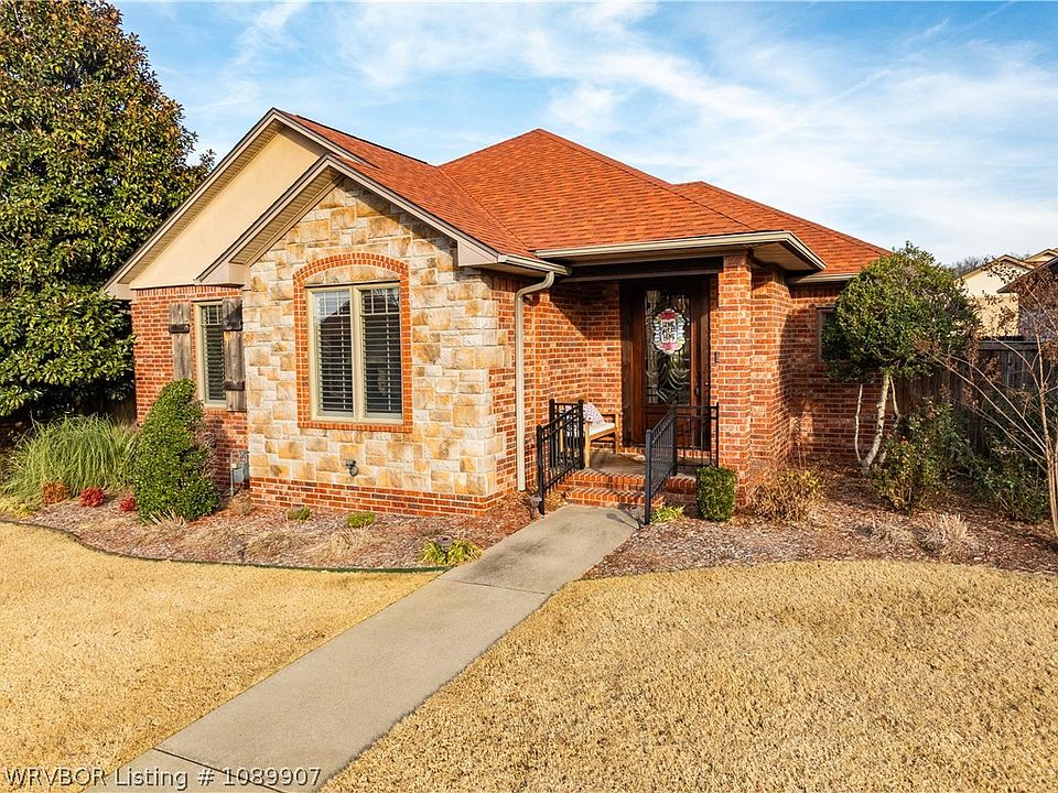 1st image of 6911 Naples Way