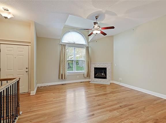4th image of 15845 W 61st Ter