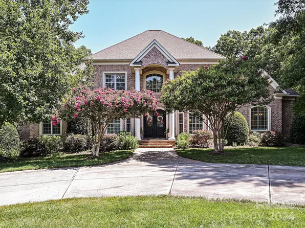 1141 Waynewood Dr, Waxhaw, NC 28173