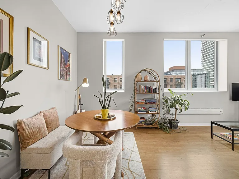 1600 S Indiana Ave #610 — Photo 4