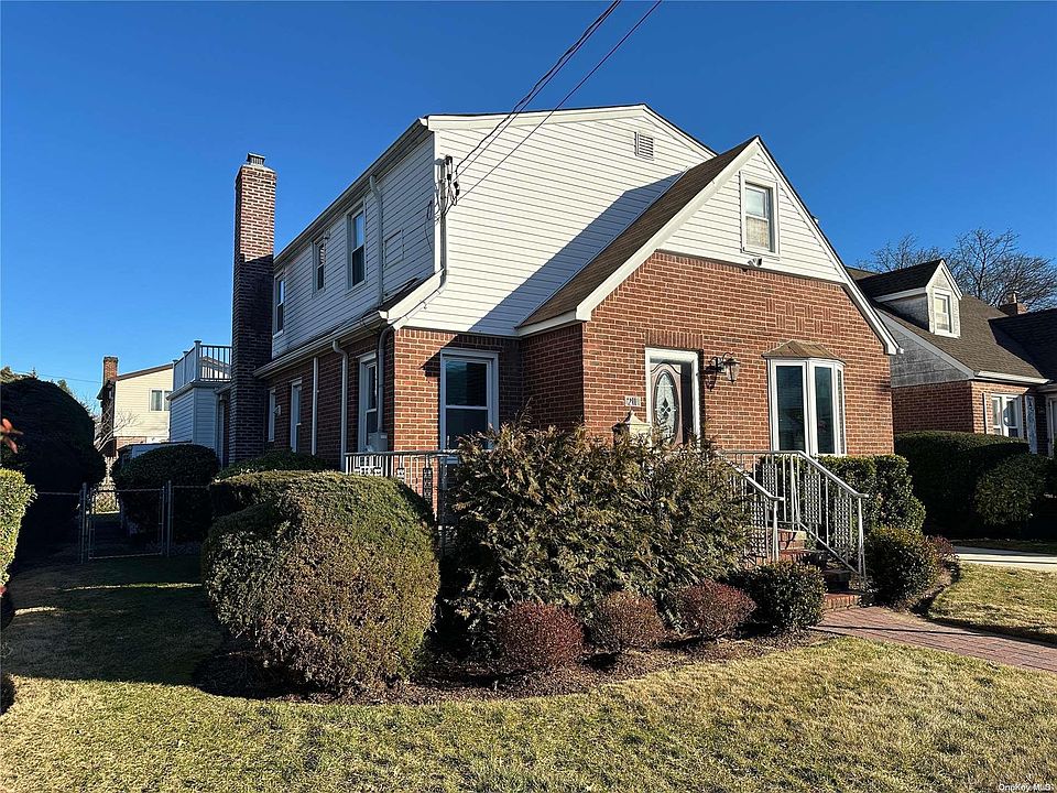 1st image of 211 Hoffman Street