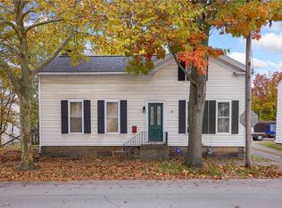 57 Canal St W, Navarre, OH 44662