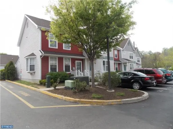 1032 Merchant St, Coatesville, PA 19320