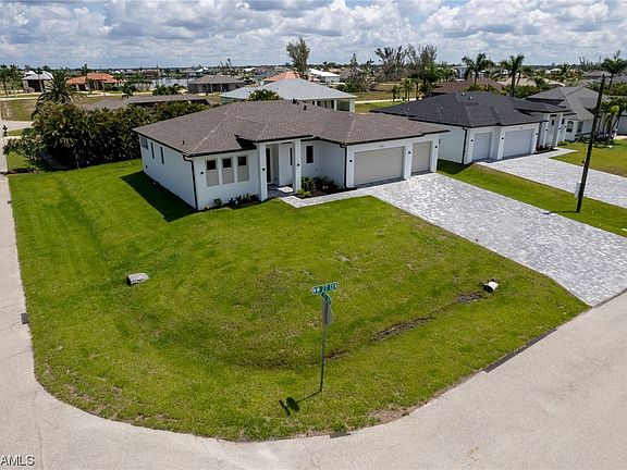 3rd image of 4353 NW 27th Ter