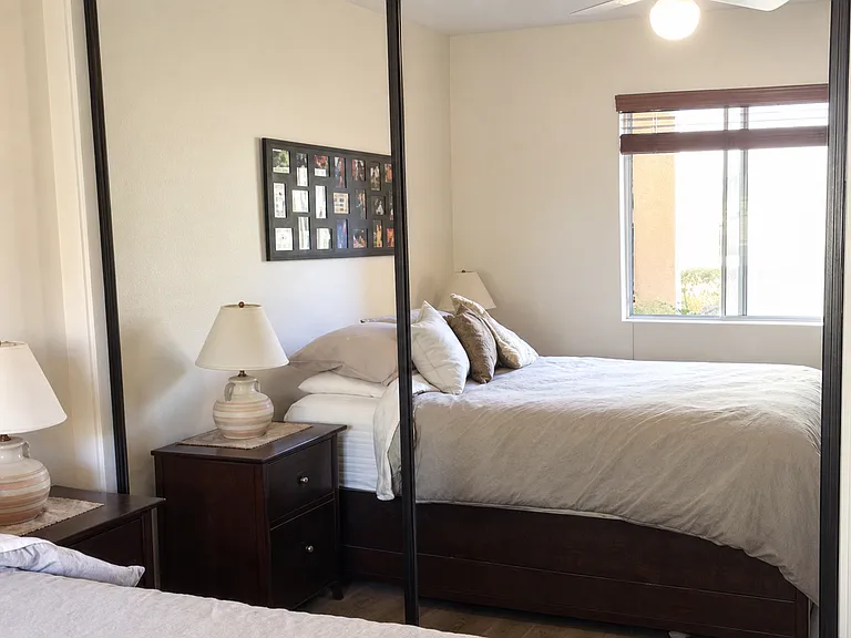 Bedroom - full mirrored closet