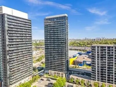 29 Singer Ct Toronto ON | Zillow