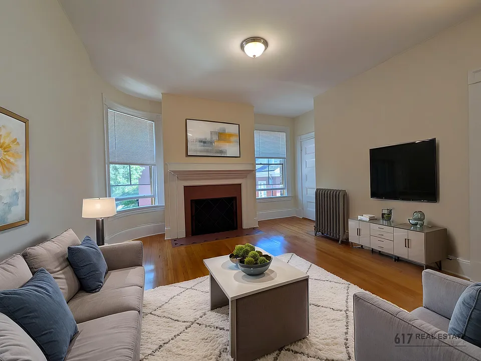 2 Ware St #309