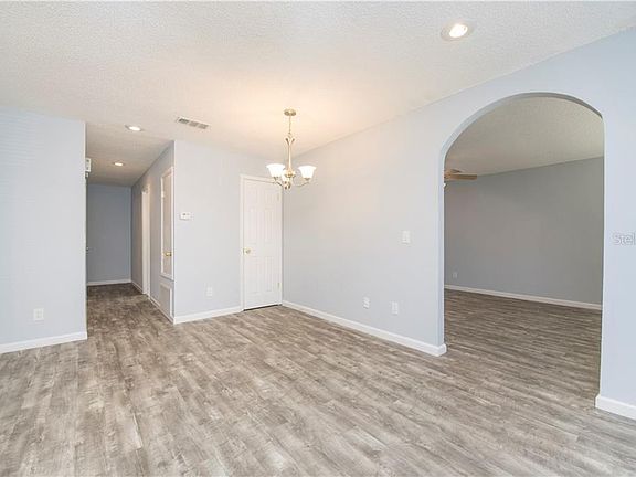 4th image of 2919 Slippery Rock Ave