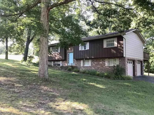 304 Hannah Ln, Hixson, TN 37343
