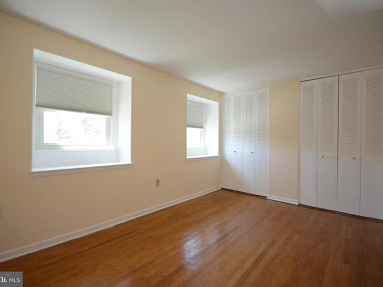 7316 E Springbrook Ct — Photo 17