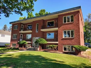 817 8th Ave NE #B, Waseca, MN 56093