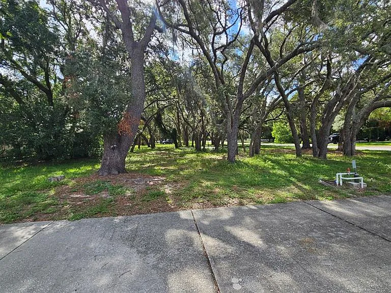18720 Oak Way Dr — Photo 30