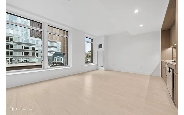 Rented by Douglas Elliman | media 23