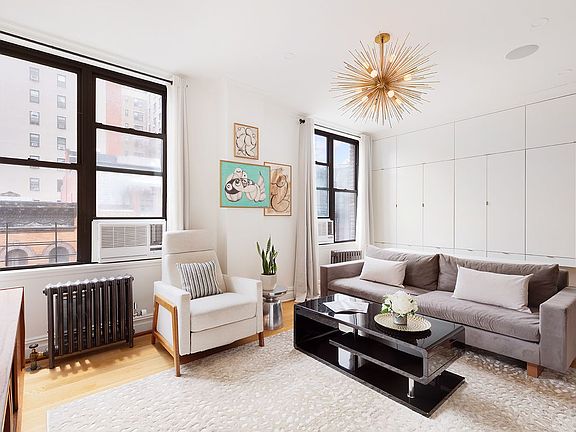 3rd image of 241 W 108th St APT 6A