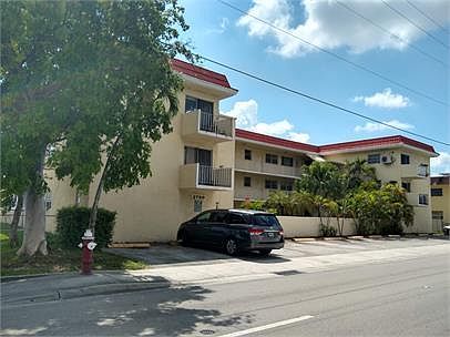 2nd image of 2799 E 4th Ave #11054842