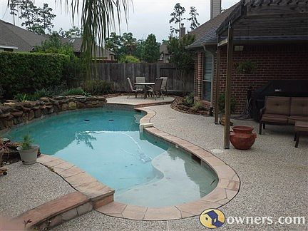 Pool with Great Landscaping