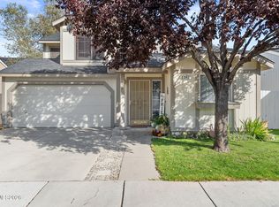 3142 Winter Rose Cir, Reno, NV 89502