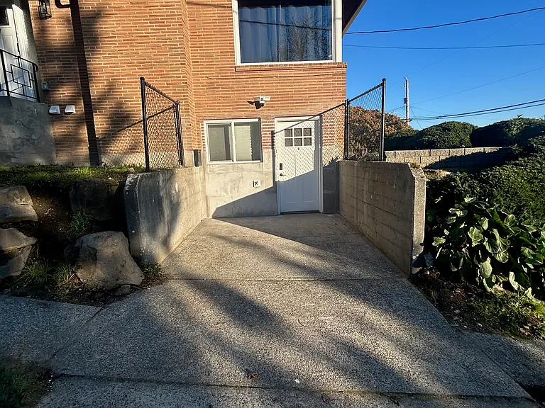 3327 25th Ave S #C — Photo 12