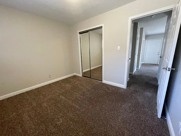 1214 Bell Street — Photo 6
