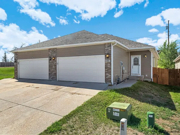 304 Borough St, Cheyenne, WY 82007