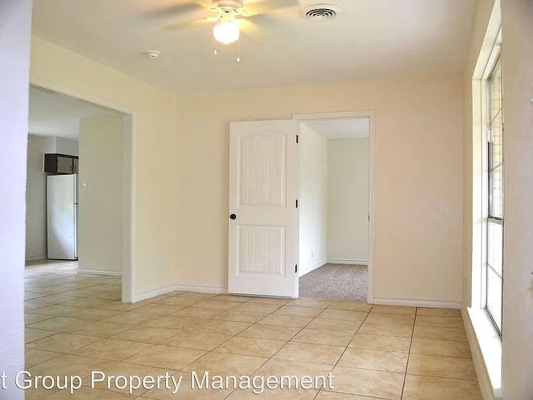 1618 Harley Dr — Photo 5