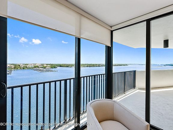 3rd image of 1200 S Flagler Dr APT 1401