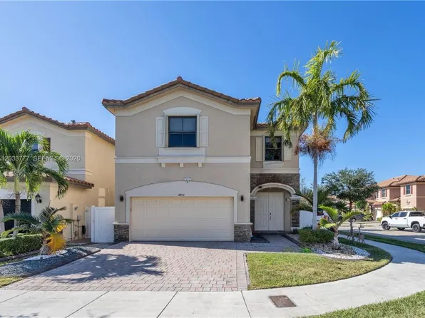 8894 W 34th Ave, Hialeah, FL 33018
