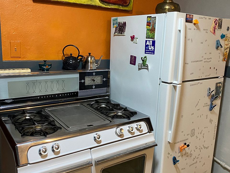 1st image of 315 E Adams St #2