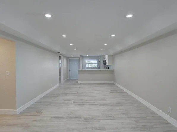 398 W Camino Real #6, Boca Raton, FL 33432