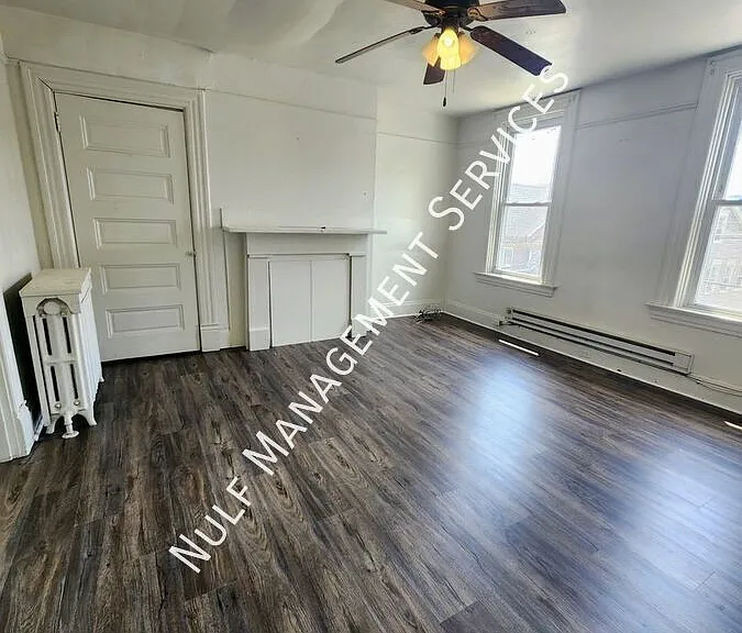 38 Walnut St #2 — Photo 4