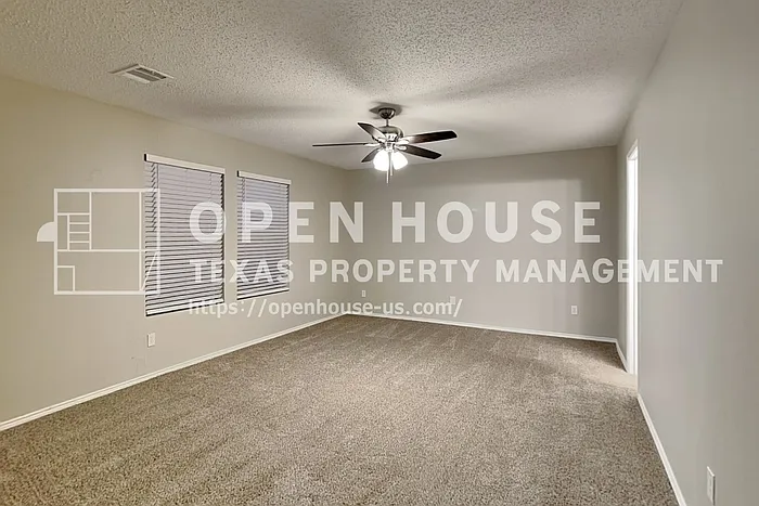 1516 Englewood Dr — Photo 6