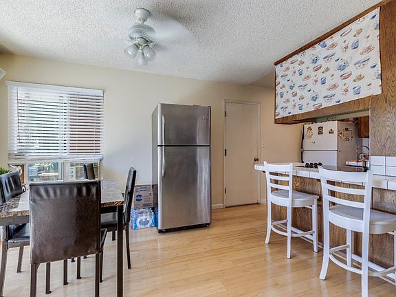 3rd image of 2531 Skylark Dr