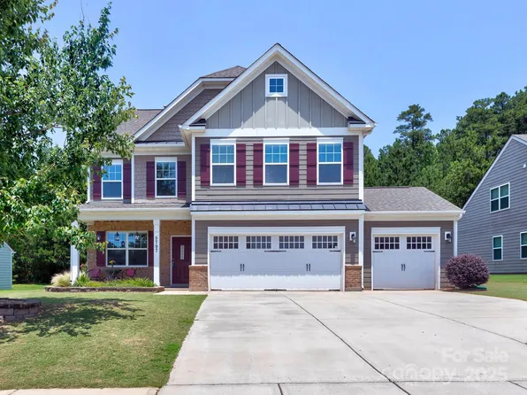 5797 McClintock Dr, Denver, NC 28037