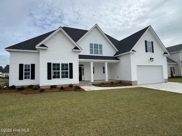 3024 Camille Drive, Winterville, NC 28590