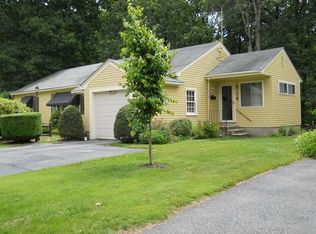 18 Stoneleigh Rd, Worcester, MA 01606