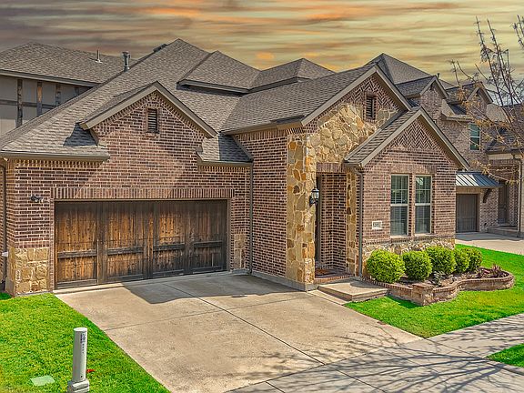 2nd image of 5205 Canary Pl