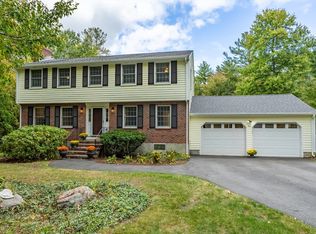 23 Temple Ter, Bedford, MA 01730