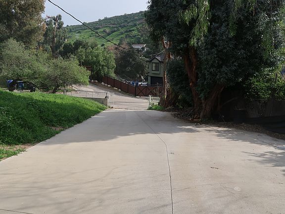 3rd image of 10621 La Canada Pl