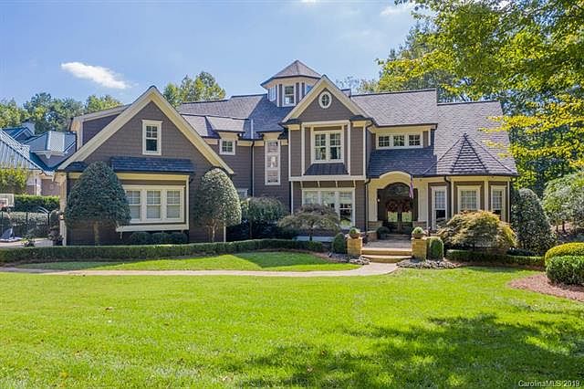 1st image of 181 Vineyard Dr