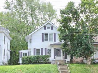 1616 12th Ave, Moline, IL 61265