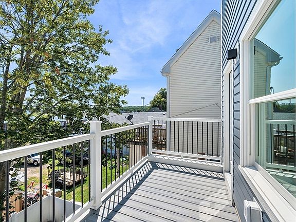 5th image of 58 Granite St #4