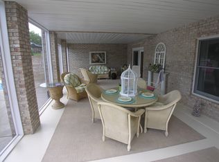 6000 E Pea Ridge Rd, Huntington, WV 25705