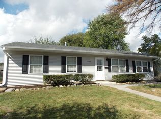 1546 Sandy Ln, Aurora, IL 60506