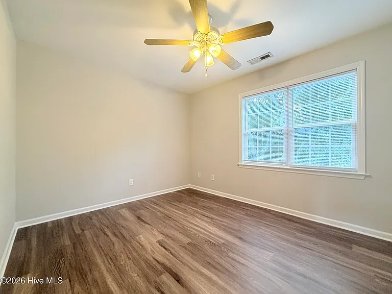 60 Rainbow Rd #2 — Photo 15